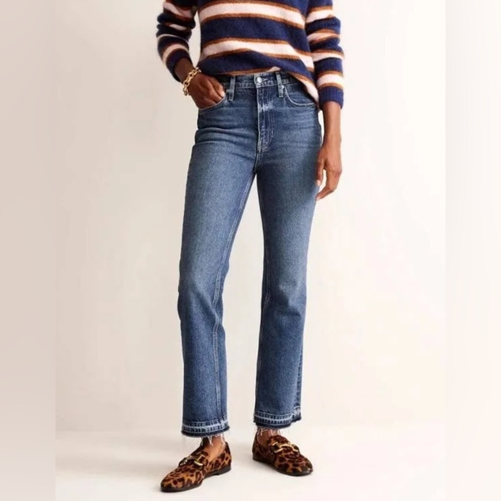 Boden Mid Rise Baby Kick Jeans